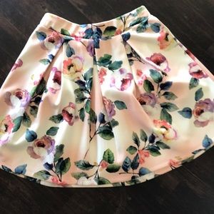XS Gianni Bini Skirt